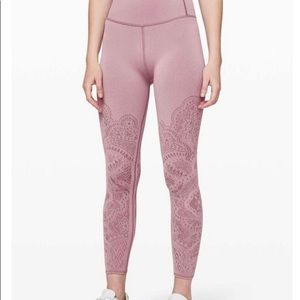 Lululemon Vintage Mauve Reveal Tight Zen Expression Activewear Bottoms